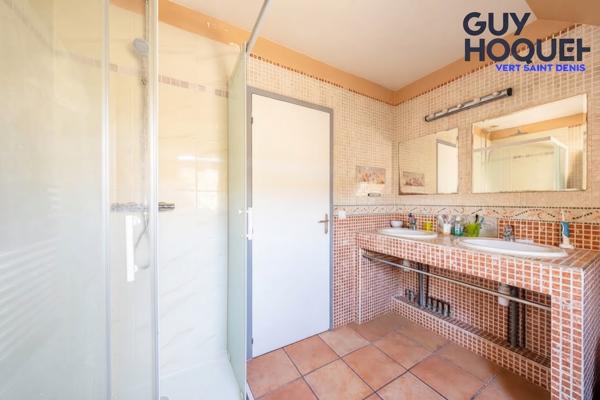 Maison Vert Saint Denis 6 pièce(s) 142 m2