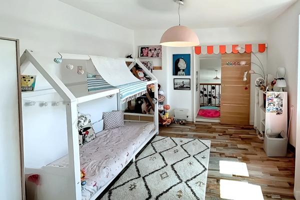 Maison 8 pièces Vérines 170 m2, Verines 17540