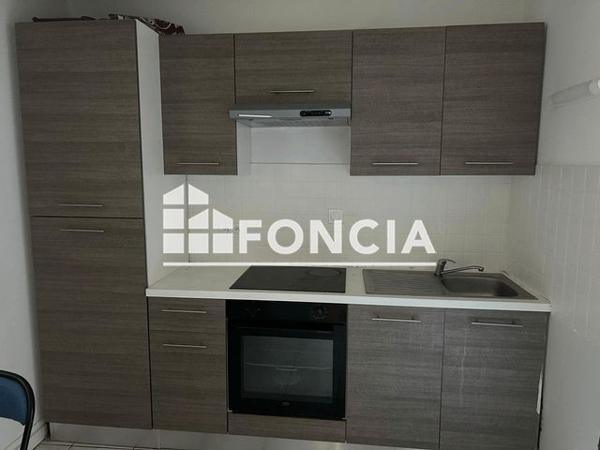 Location Appartement 2 pièces 41.57 m² - 6 RUE FELIX FAURE Bourgoin Jallieu 38300