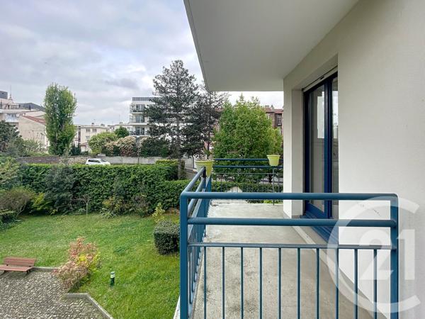Appartement à vendre  2 pièces - 57,12 m2 LE KREMLIN BICETRE - 94