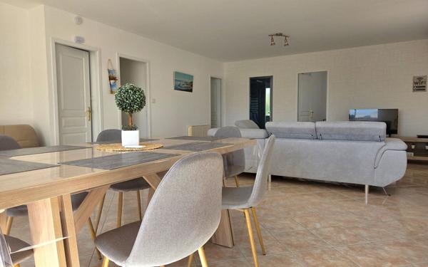 Maison à vendre    4 pièces •  Port-des-Barques