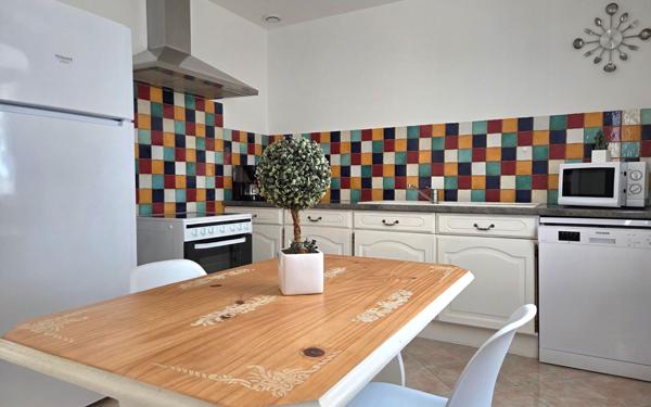 Maison à vendre    4 pièces •  Port-des-Barques