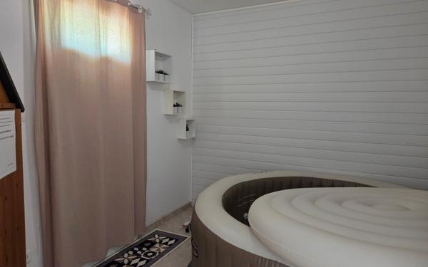 Maison à vendre    4 pièces •  Port-des-Barques