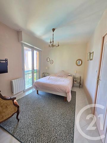 Maison à vendre  6 pièces - 146 m 2   ALLAUCH  - 13