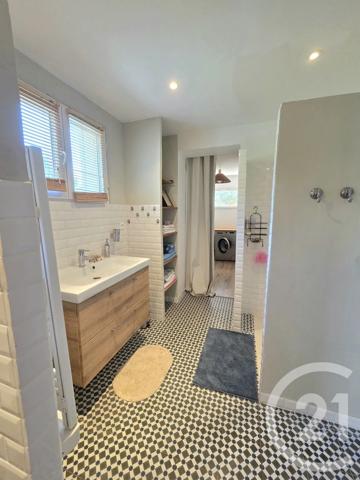Maison à vendre  6 pièces - 146 m 2   ALLAUCH  - 13
