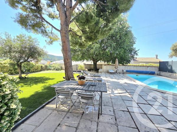 Maison à vendre  6 pièces - 146 m 2   ALLAUCH  - 13