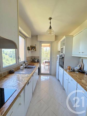 Maison à vendre  6 pièces - 146 m 2   ALLAUCH  - 13