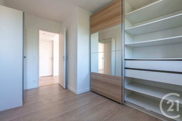 Appartement F3 à vendre  3 pièces - 43 m2 ST MAUR DES FOSSES - 94