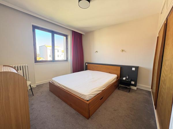 T2 bis Meublé - CHAUFFAGE INCLUS - 73m2 - Clermont-Province