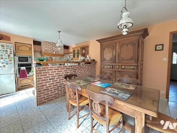 Coup de cœur  assuré pour cette maison de caractère en parfait état!