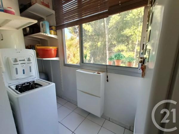 Appartement F4 à vendre  4 pièces - 71,17 m 2   SEPTEMES LES VALLONS  - 13