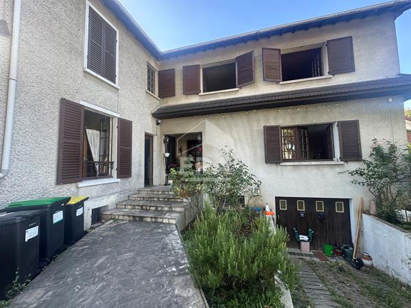 Maison Saint Maur Des Fosses 6 pièce(s) 160 m2