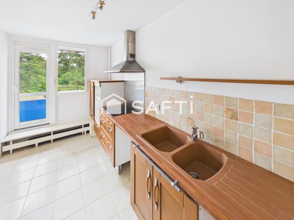 Appartement de 85m² avec 3 chambres et une cave
