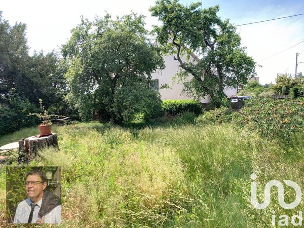 Maison traditionnelle 6 pièces de 94 m² à Crosne (91560)