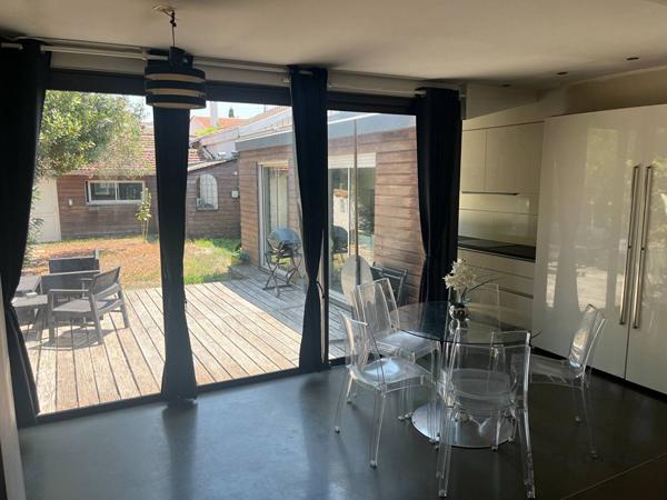 Maison 7 pièces 160 m² BORDEAUX - 33200