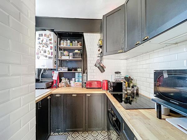 Appartement Suresnes 3 pièce(s) 50 m2