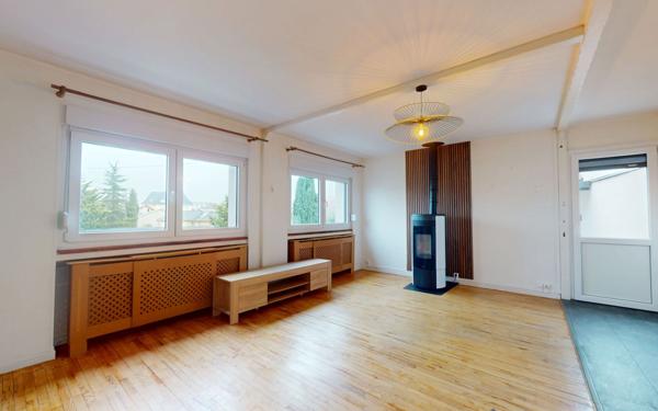 Maison à vendre    3 pièces • 118 m2 Terville