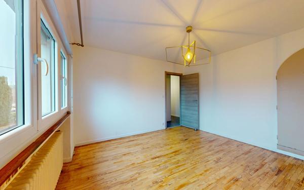 Maison à vendre    3 pièces • 118 m2 Terville