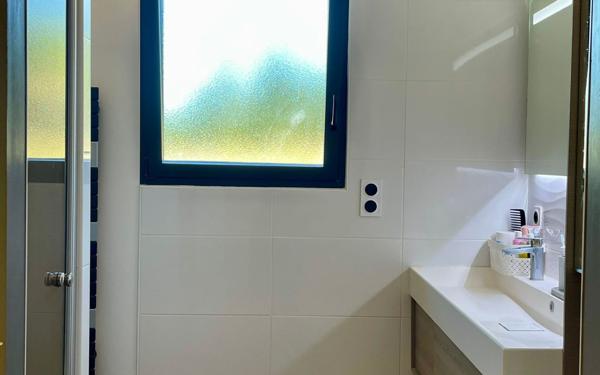 Maison à vendre    6 pièces •  Saint-Paul-Trois-Châteaux