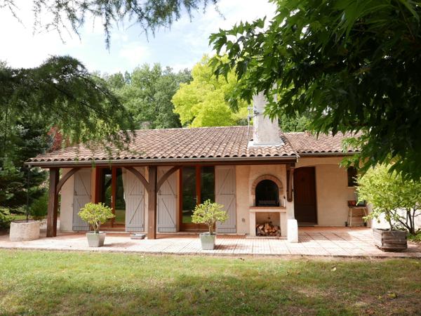 Ribérac (24600) LA CAMPAGNE AUX PORTES DE LA VILLE