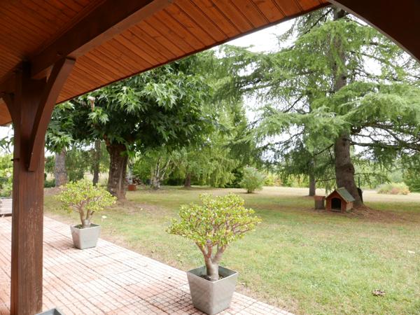 Ribérac (24600) LA CAMPAGNE AUX PORTES DE LA VILLE