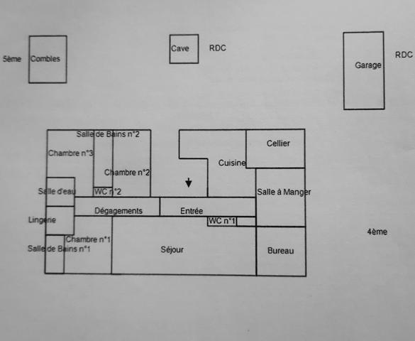 DANS CASTRES, APPARTEMENT DE STANDING AU DERNIER ETAGE
