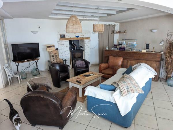 Immeuble à vendre 6 pièces de 240 m²