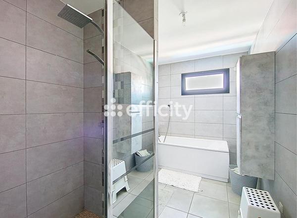 Maison 4 pièces - 105 m² Exclusivité efficity