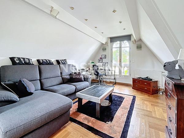 Maison de maître sur la commune d'Auvers-sur-Oise - 185 m² 5 chambres