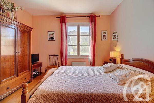 Maison à vendre  5 pièces - 126,50 m2 ROBION - 84