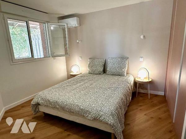 Appartement à Vendre à Capbreton, Landes (40)
Très bel appartement NEUF en duplex situé à l'ét...