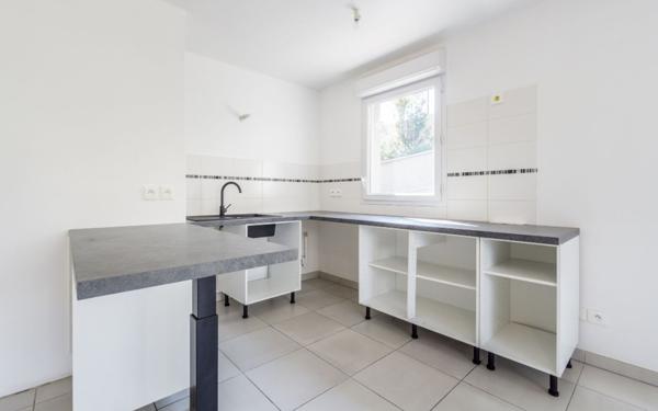 Appartement à vendre    2 pièces • 42,01 m2 Mandelieu-la-Napoule