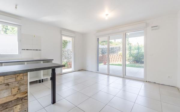 Appartement à vendre    2 pièces • 42,01 m2 Mandelieu-la-Napoule