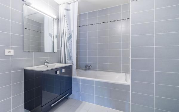 Appartement à vendre    2 pièces • 42,01 m2 Mandelieu-la-Napoule