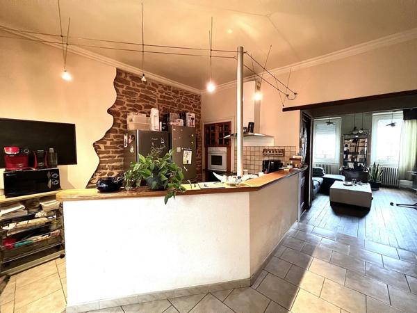 Maison de ville avec terrasse au calme – Mâcon