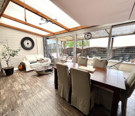 Maison de ville avec terrasse au calme – Mâcon