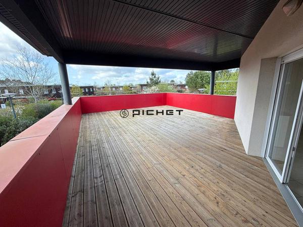 Appartement 2 pièces 42 m² SAINT JEAN D ILLAC - 33127