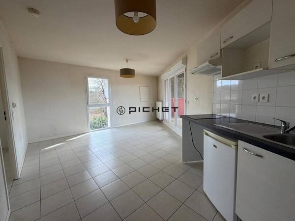 Appartement 2 pièces 42 m² SAINT JEAN D ILLAC - 33127