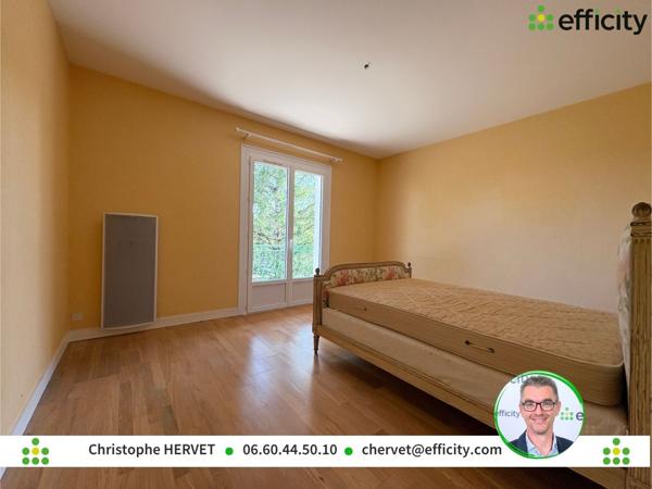 Maison 8 pièces - 263 m²