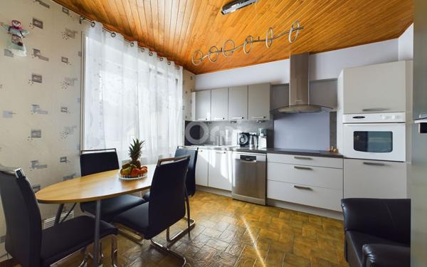 Maison à vendre    5 pièces •  Vesoul