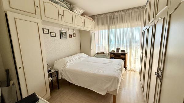 A VENDRE - NICE FABRON : Appartement Grand 2 pièces 60 m2, vue mer