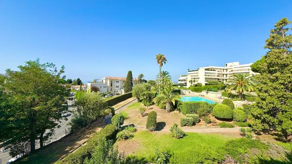 A VENDRE - NICE FABRON : Appartement Grand 2 pièces 60 m2, vue mer