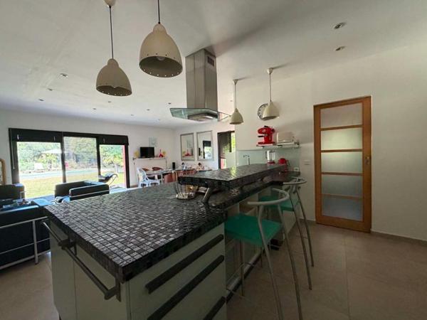 Villa Saint Maximin La Sainte Baume 3 pièce(s) 130 m2