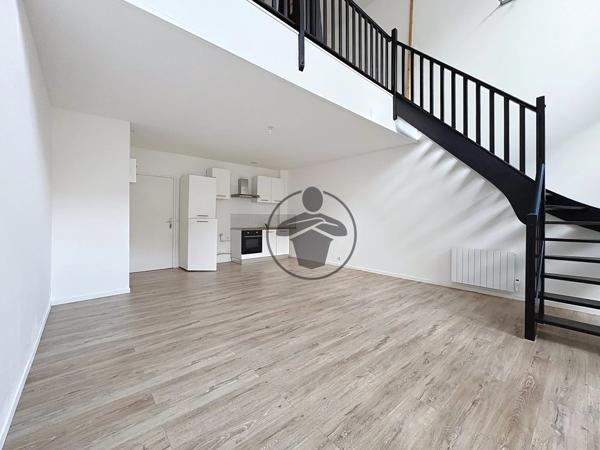 Location                                                      Appartement
                        
                     2 pièces                      55 m2                     à Saint-Quentin