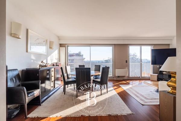 Neuilly-sur-Seine, Appartement 3 Chambres -  125 m² à vendre