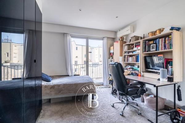 Neuilly-sur-Seine, Appartement 3 Chambres -  125 m² à vendre