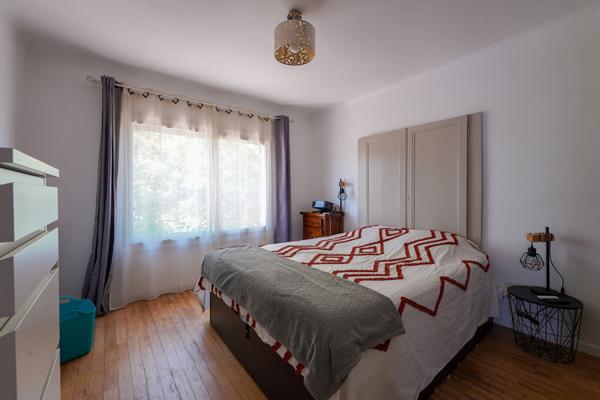 Maison TRETS - 155 m² en R+1 avec piscine, terrasses et jardin ?