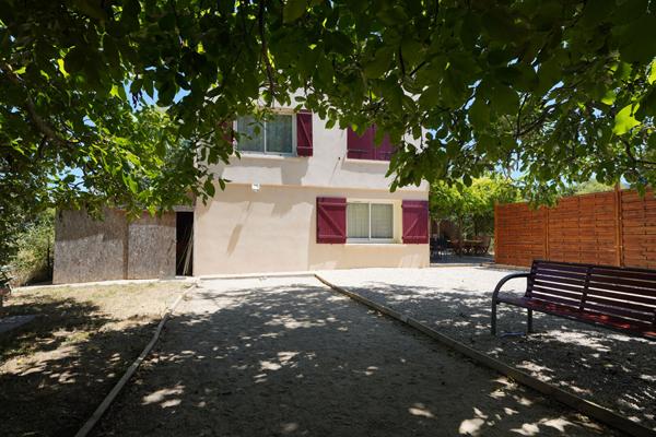 Maison TRETS - 155 m² en R+1 avec piscine, terrasses et jardin ?