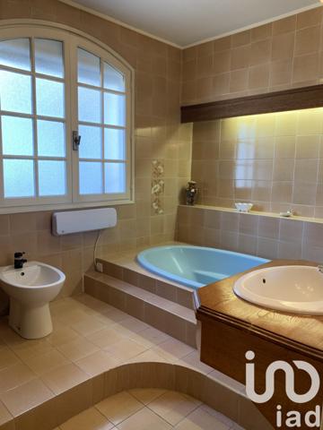 Maison à vendre 5 pièces 160 m² Pujaut