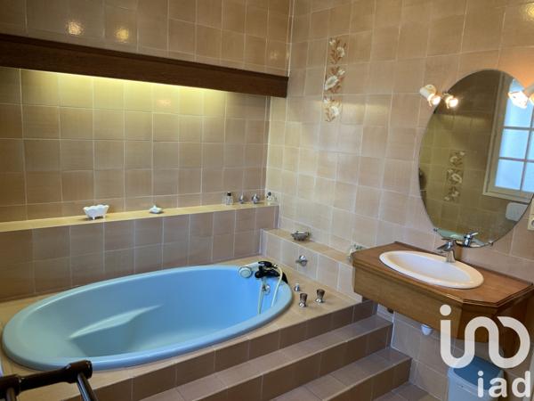 Maison à vendre 5 pièces 160 m² Pujaut